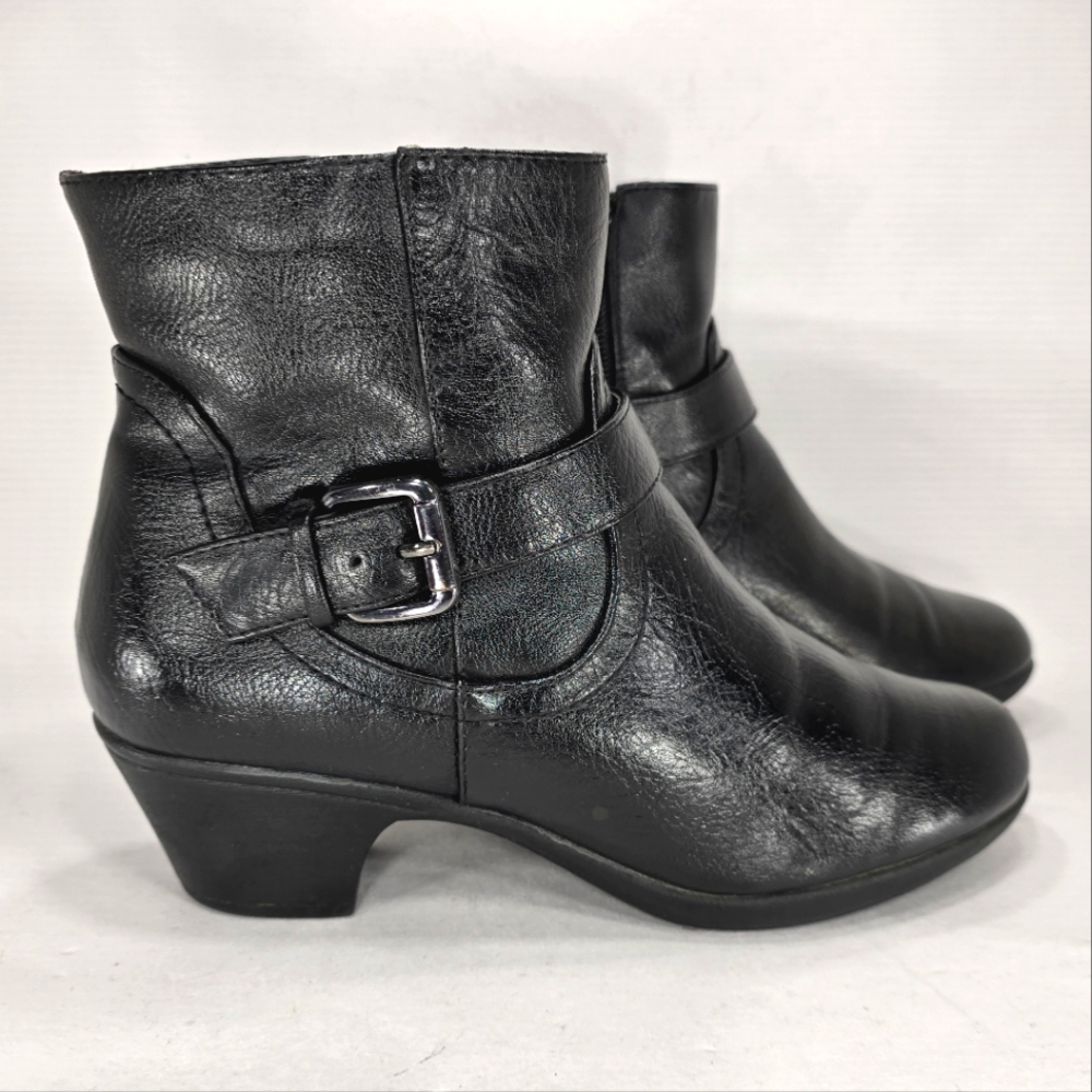 Studio Works Holder Black Vegan Leather, Western, Belt Buckle Bootie. WMS 8.5M